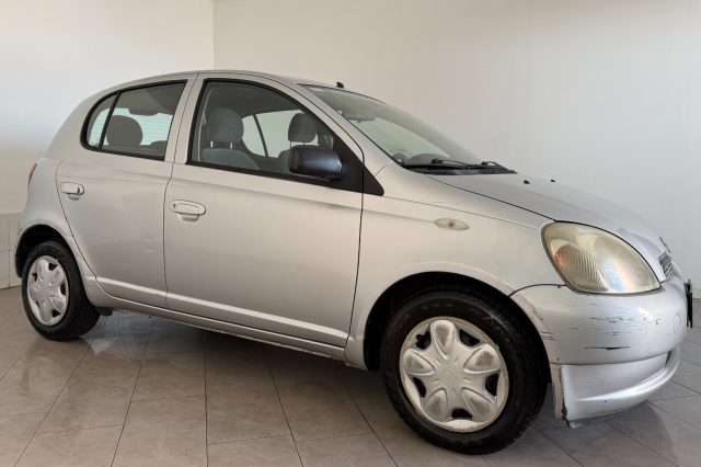 TOYOTA Yaris usata 1