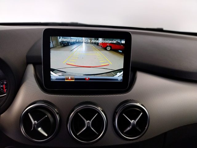 MERCEDES-BENZ B 180 usata, con Controllo trazione