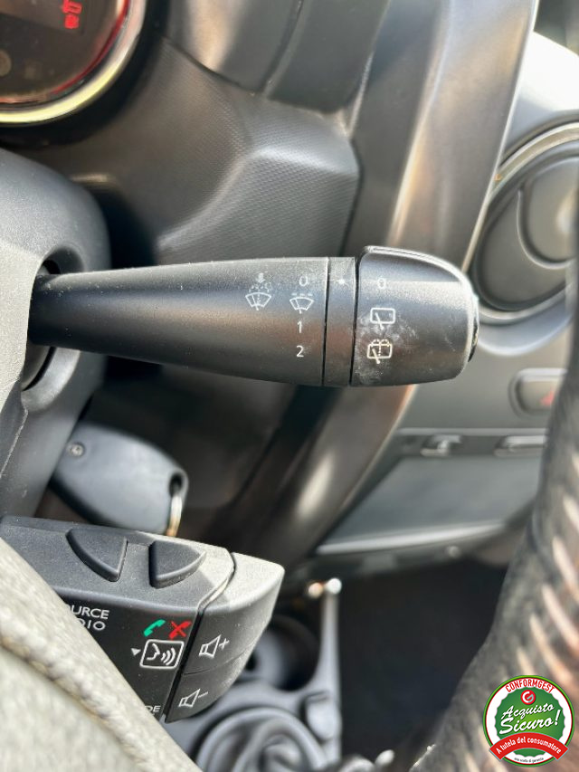 DACIA Duster usata, con Touch screen