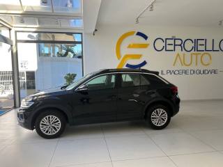 VOLKSWAGEN T-Roc usata, con Autoradio