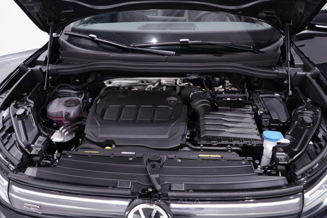 VOLKSWAGEN Tiguan usata, con Frenata d