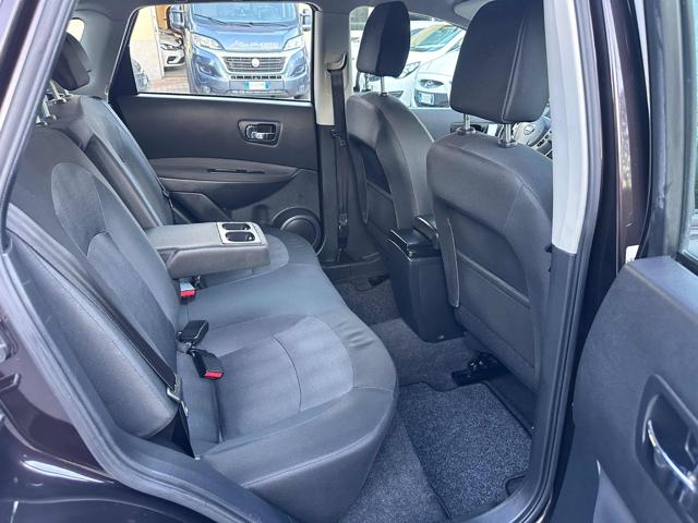 NISSAN Qashqai usata, con Sedile posteriore sdoppiato