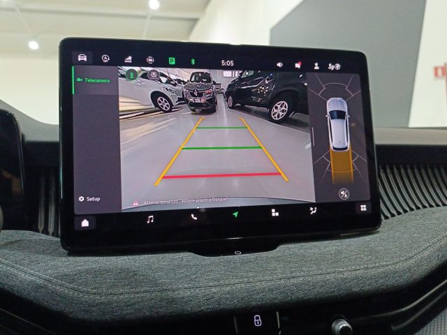 SKODA Superb usata, con Bracciolo