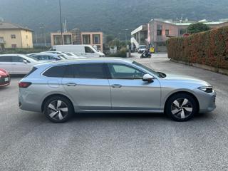VOLKSWAGEN Passat usata, con Boardcomputer