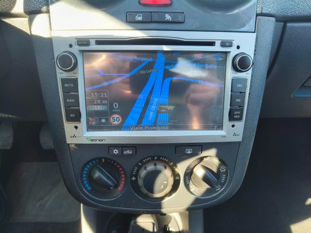 OPEL Corsa usata, con ESP