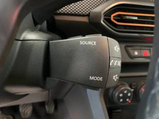 DACIA Sandero usata, con Touch screen