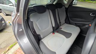 RENAULT Captur usata, con Autoradio digitale