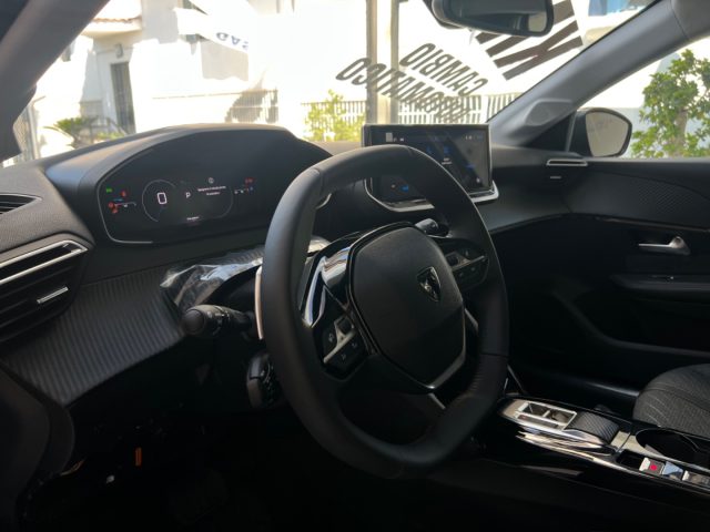 PEUGEOT 208 usata, con Autoradio digitale