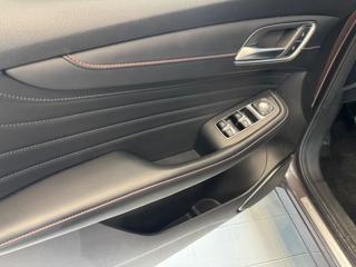 MG HS usata, con Cerchi in lega