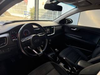 KIA Stonic usata, con Controllo automatico clima