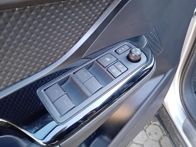 TOYOTA C-HR usata, con Airbag testa