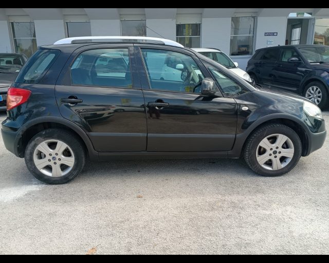 FIAT Sedici usata, con Climatizzatore
