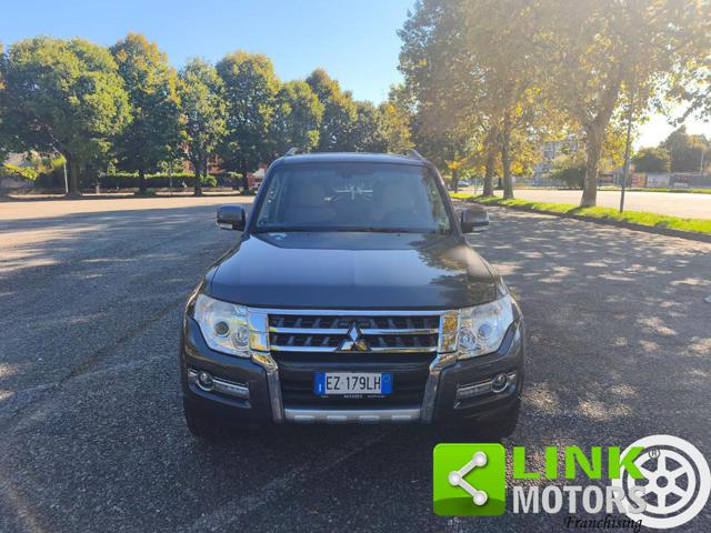 MITSUBISHI Pajero usata, con Airbag