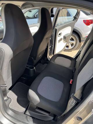 RENAULT Twingo usata, con Luci diurne LED