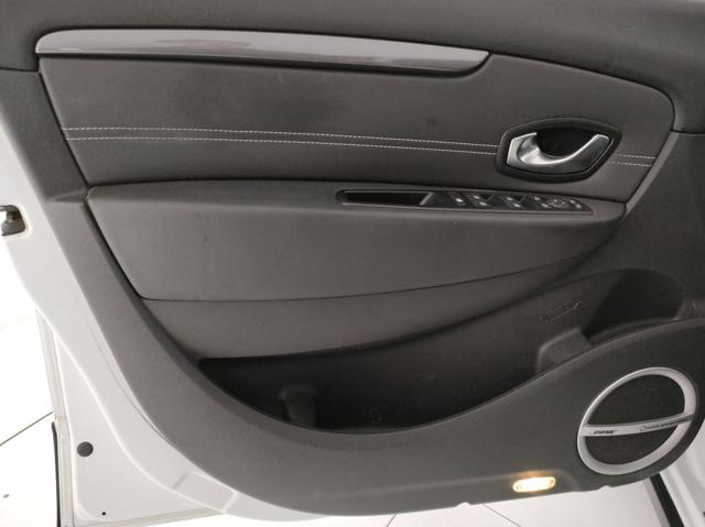 RENAULT Scenic usata, con Controllo automatico clima