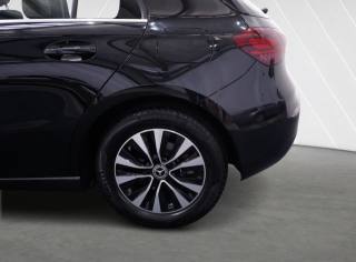 MERCEDES-BENZ A 180 usata, con Bracciolo