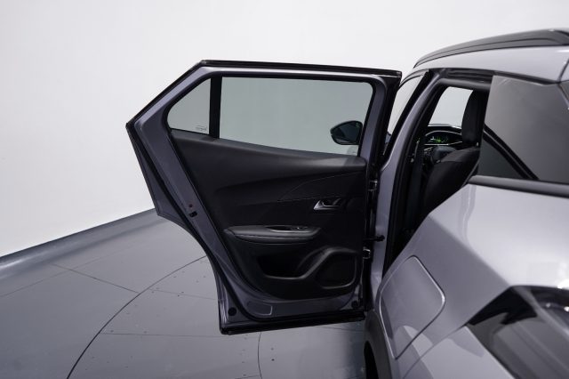 PEUGEOT 2008 usata, con Autoradio digitale
