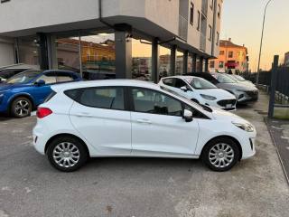 FORD Fiesta usata, con Autoradio