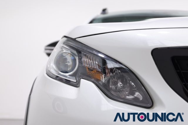 PEUGEOT 2008 usata, con Controllo trazione