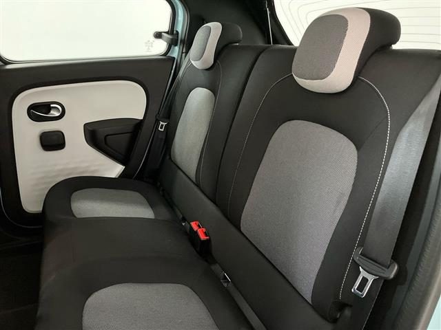 RENAULT Twingo usata 12