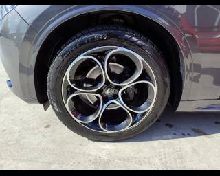 ALFA ROMEO Stelvio usata, con Controllo trazione