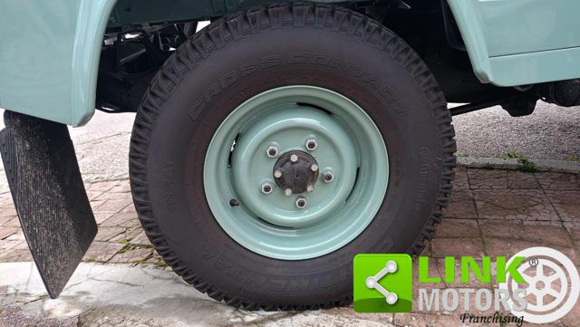 LAND ROVER Defender usata 33