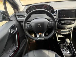 PEUGEOT 2008 usata, con Sensore di luce