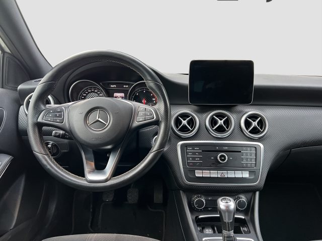 MERCEDES-BENZ A 180 usata 8