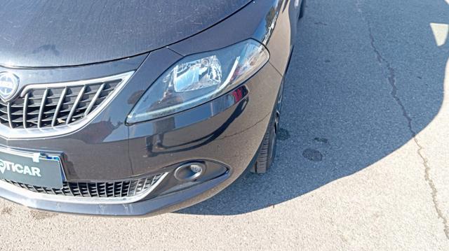 LANCIA Ypsilon usata, con Park Distance Control