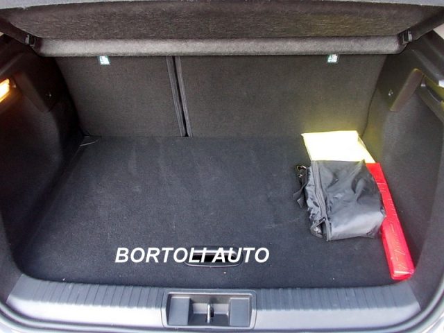 RENAULT Captur usata, con Controllo trazione