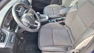 RENAULT Captur usata, con Volante in pelle