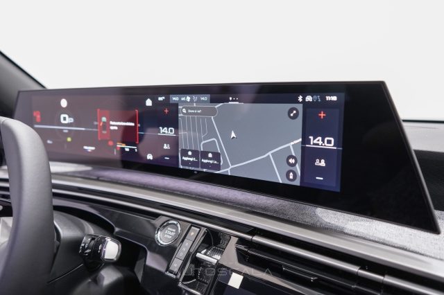PEUGEOT 3008 usata, con Bluetooth