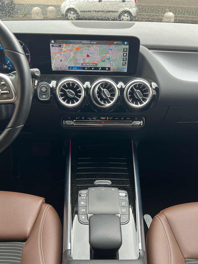 MERCEDES-BENZ GLA 200 usata 7