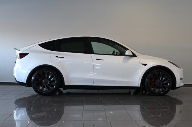 TESLA Model Y usata, con Airbag laterali