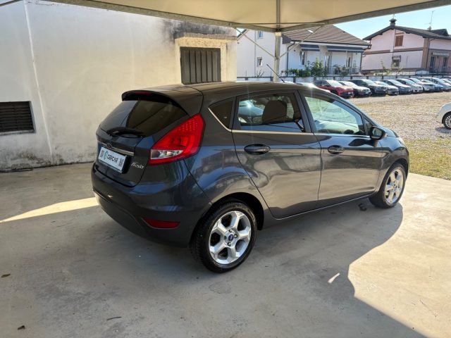 FORD Fiesta usata, con Boardcomputer