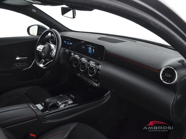 MERCEDES-BENZ A 180 usata 11