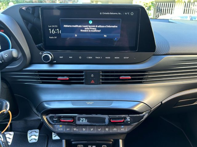 HYUNDAI i20 usata, con Climatizzatore