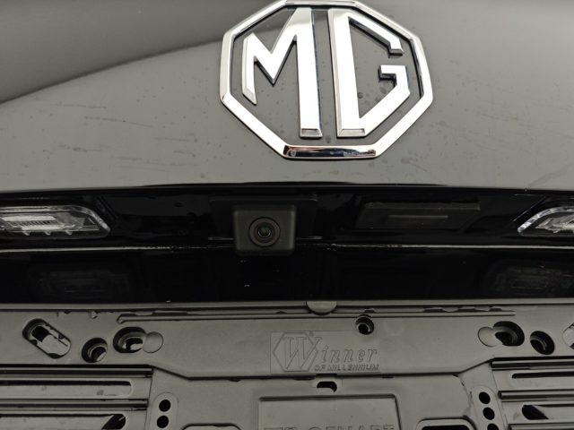 MG ZS usata, con Autoradio digitale