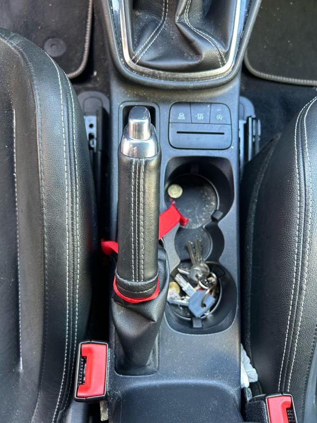 FORD Fiesta usata, con Climatizzatore