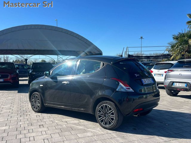 LANCIA Ypsilon usata, con Climatizzatore
