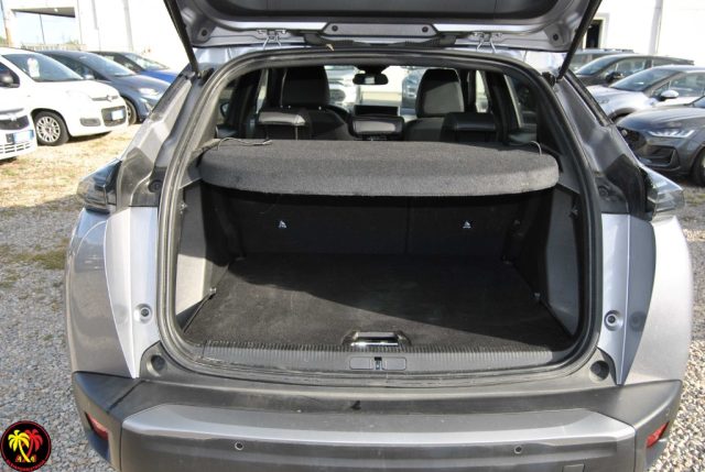 PEUGEOT 2008 usata, con Volante in pelle