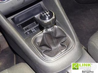 VOLKSWAGEN Golf usata, con Autoradio