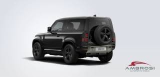 LAND ROVER Defender usata 2