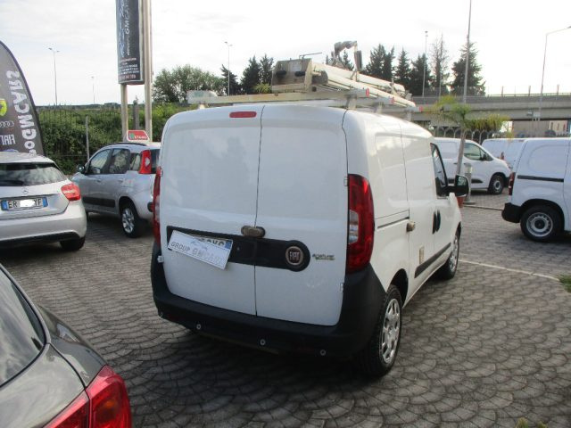 FIAT Doblo usata, con Alzacristalli elettrici