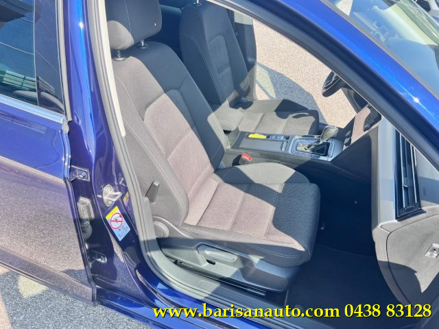 VOLKSWAGEN Passat Variant usata, con Autoradio