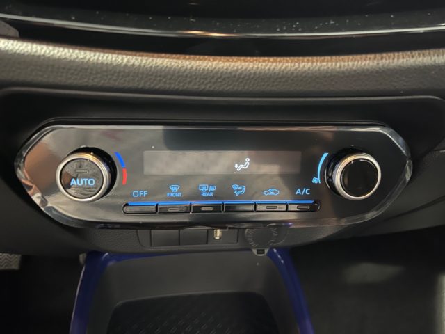 TOYOTA Aygo X usata, con Controllo automatico clima