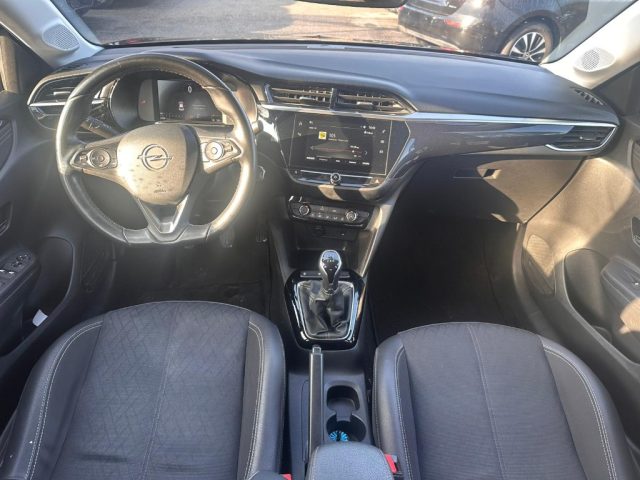 OPEL Corsa usata, con USB