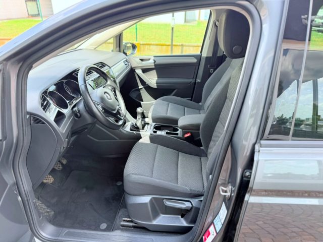 VOLKSWAGEN Touran usata, con Chiusura centralizzata