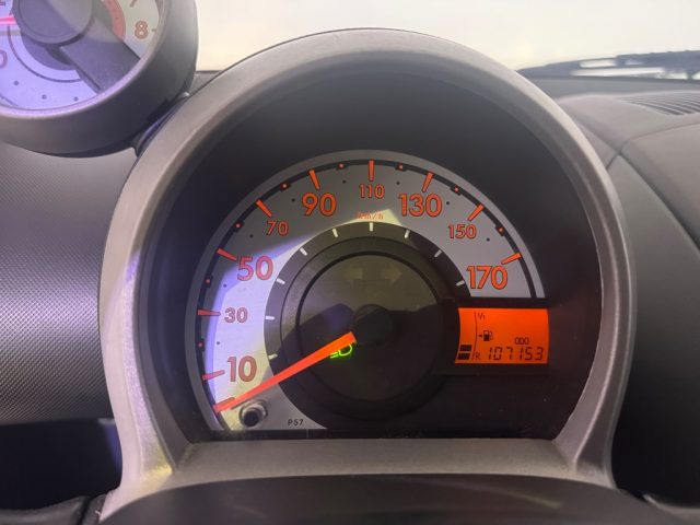 TOYOTA Aygo usata 16