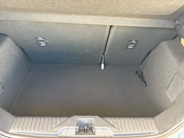 FORD Fiesta usata, con MP3